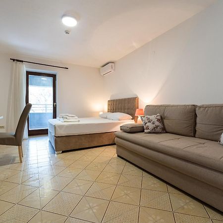 Studio Apartments Marea 2 Budva Kamer foto