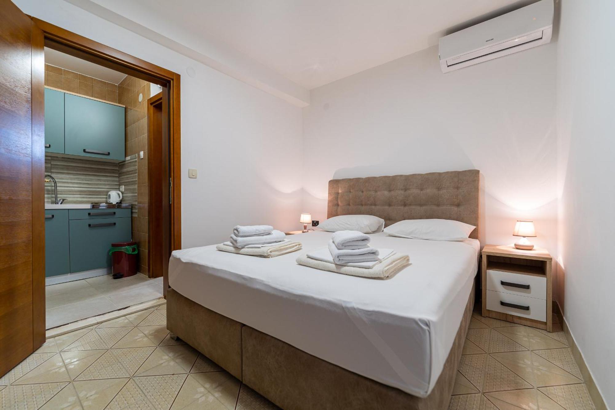 Studio Apartments Marea 2 Budva Kamer foto